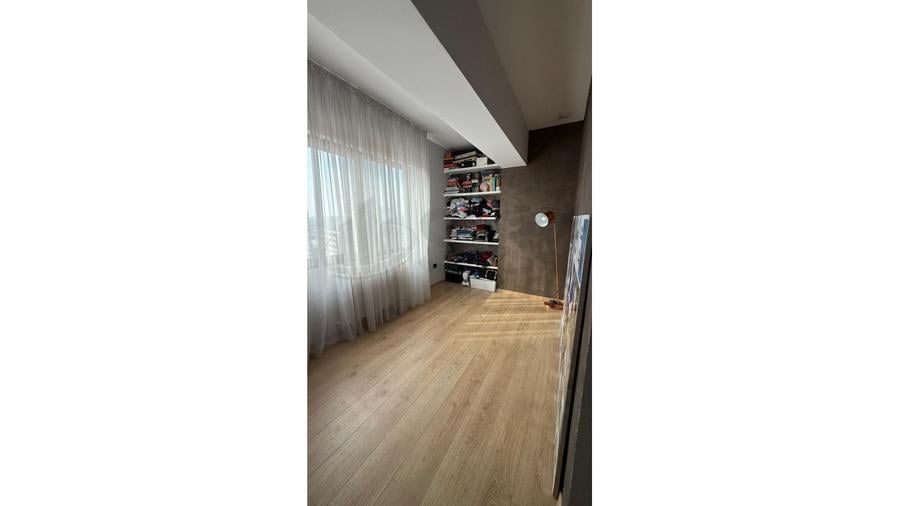 REA0129540 3 camere lux Vitan Mall Mihai Bravu