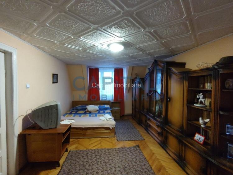 Casa cu mansarda, 7 camere, anexe, Sanmartin - 8