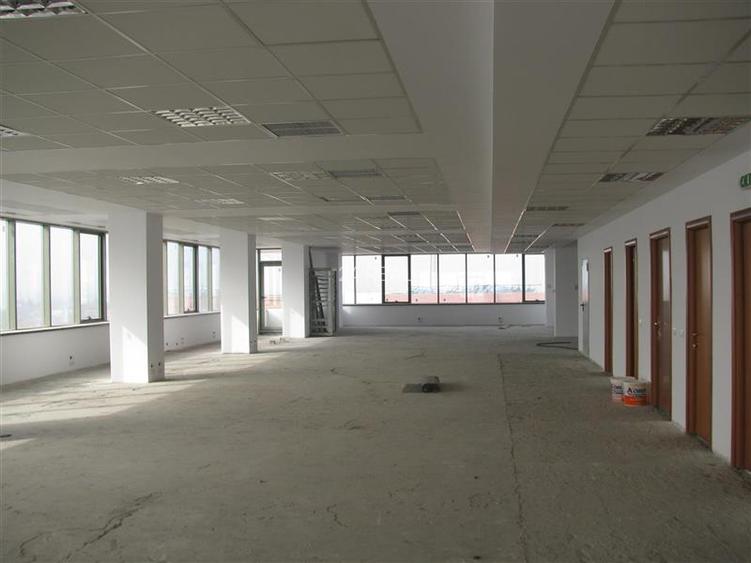 Spatii pentru birouri la super preturi - de la 9 Euro/mp - 24