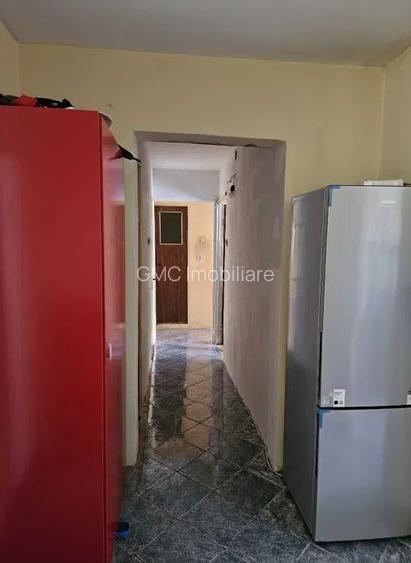 Comision 0 %  3 camere decomandat - 3