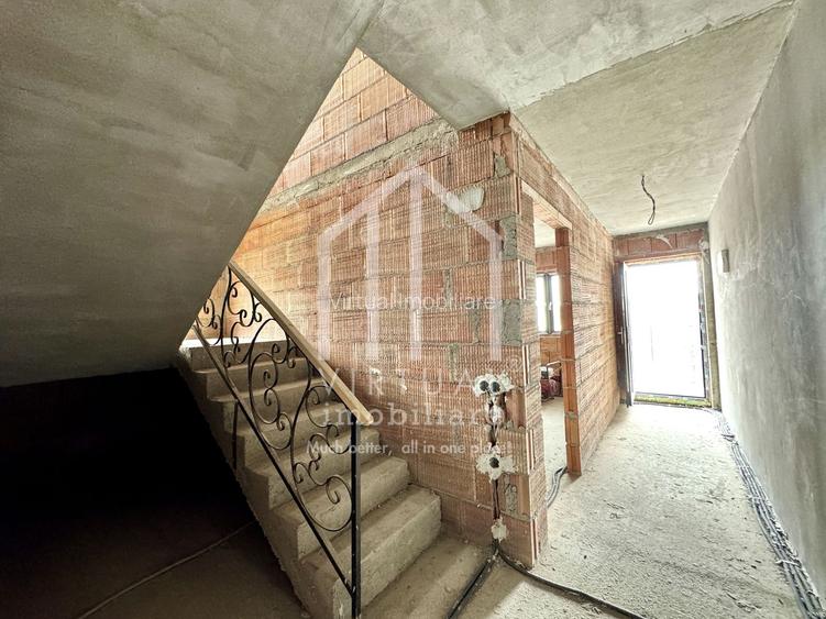 Duplex cu 3 camere, 103mp utili+2 balcoane, 267mp teren, Cristian - 4