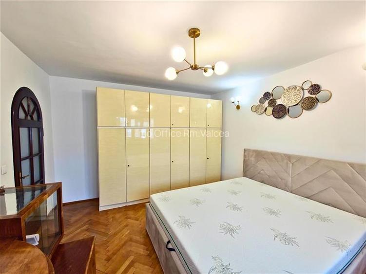 APARTAMENT DE INCHIRIAT IN CENTRU - 4 CAMERE - 11