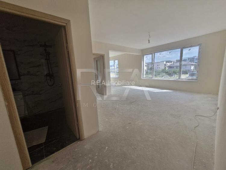 Apartament cu 2 camere intr-o vila zona  Auchan Titan parcul Teilor  - 2