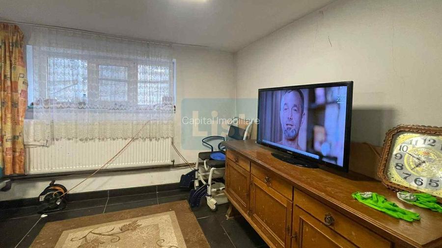 Casa 7 camere, teren 590 mp in Calnic - 16