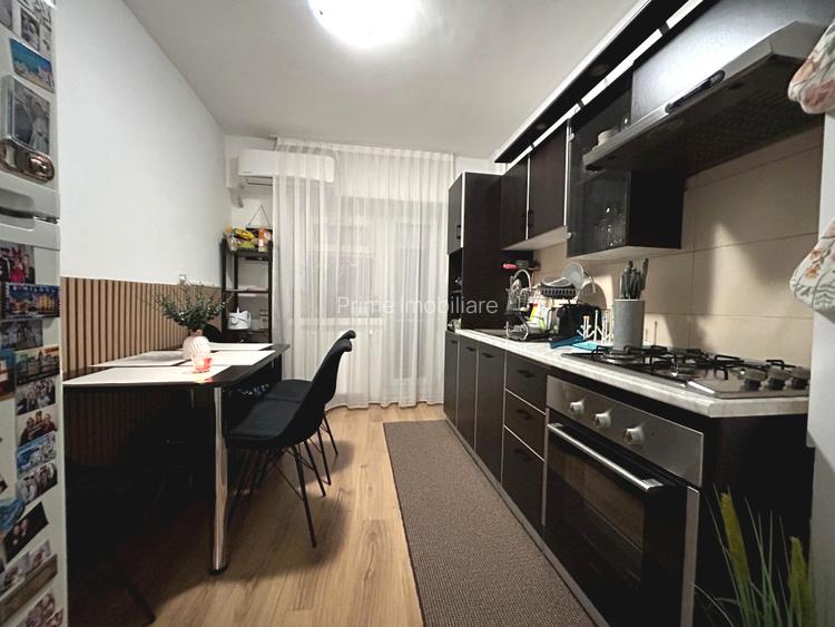 Apartament cu 3 camere, 70 mp, etaj 2/4 cu lift + parcare - Ultracentral - 7