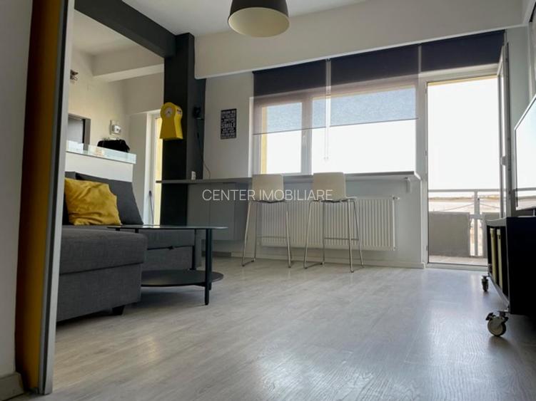 Piata Romana, 2 camere cu vedere superba, terasa, centrala proprie - 26