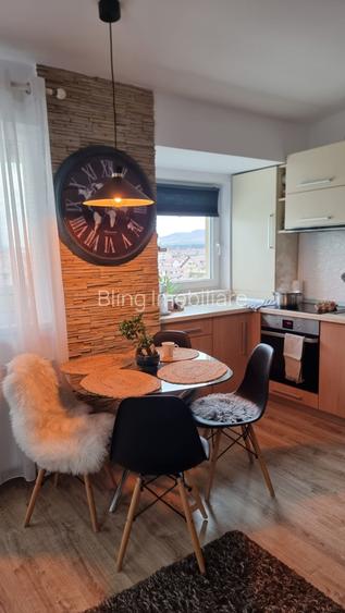 Apartament cu 3 camere, 62,15 mp, balcon, zona Cetatii - 8