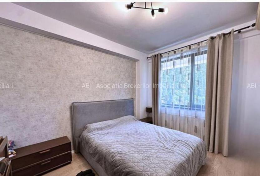 Boutique  Ap 4 Cam gardina -  Bucurestii Noi - 5