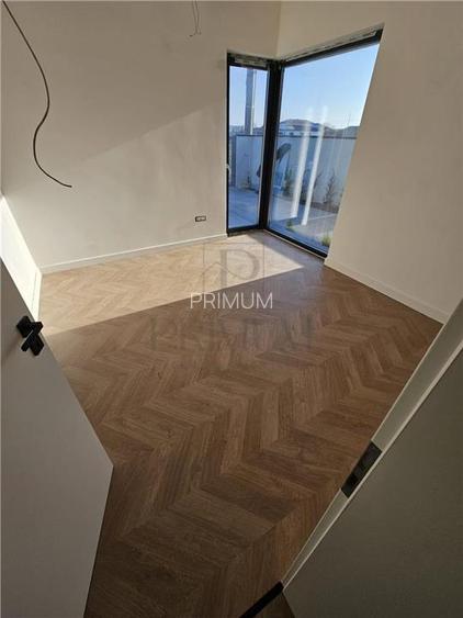 Casa individuala - finalizata - design modern - curte amenejata - 8