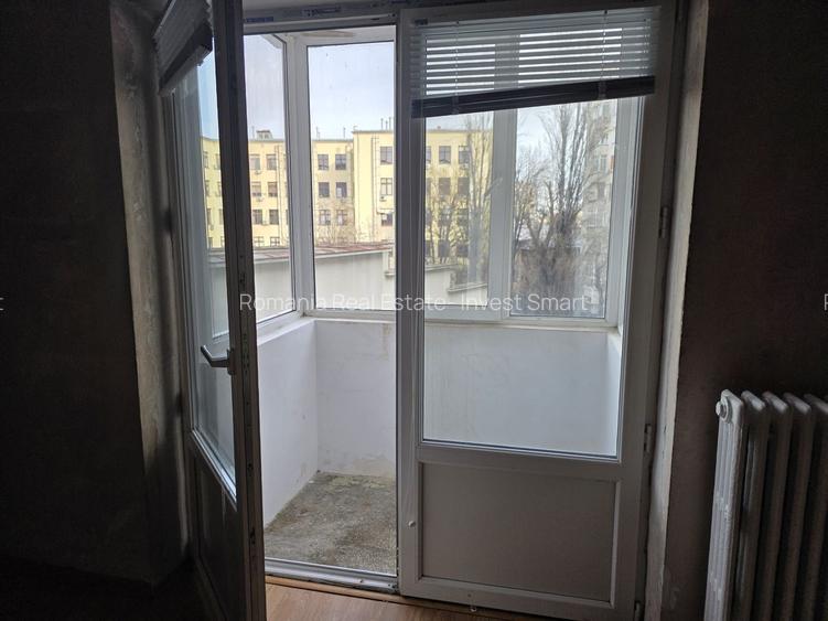 APARTAMENT BLOCUL DALLES, OCAZIE PENTRU ZONA DE INVESTITII SI REZIDENTIAL - 4