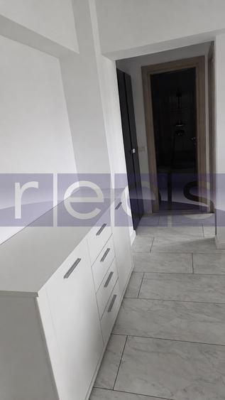 VANZARE 4 CAMERE DECOMANDAT UNIRII- FANTANI