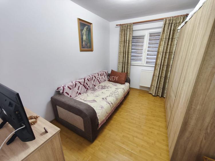 ROANDY-Apartament renovat,mobilat si utilat-Malu Rosu - 3