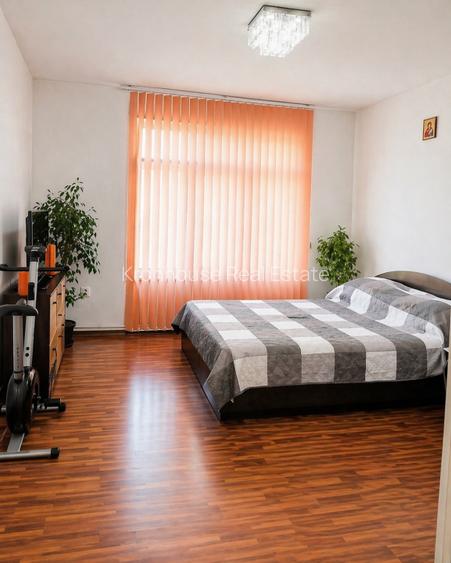 Onix | 2 camere decomandat | vedere Tampa | mobilat | - 2