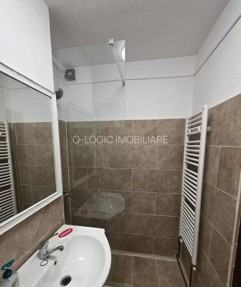 Garsoniera libera la vanzare zona Astra - Planete - 4