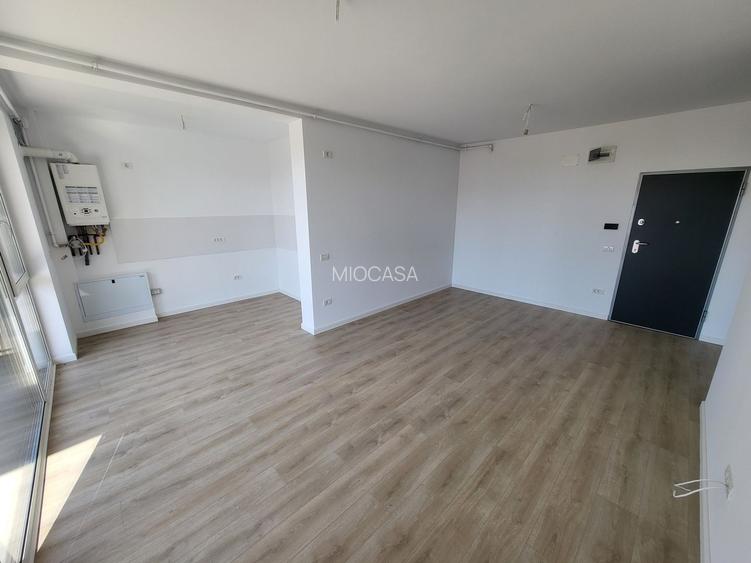 COMISION%. BLOC NOU in ORAS. ETAJ 1. Langa Magazine si mijloace de transport - 3