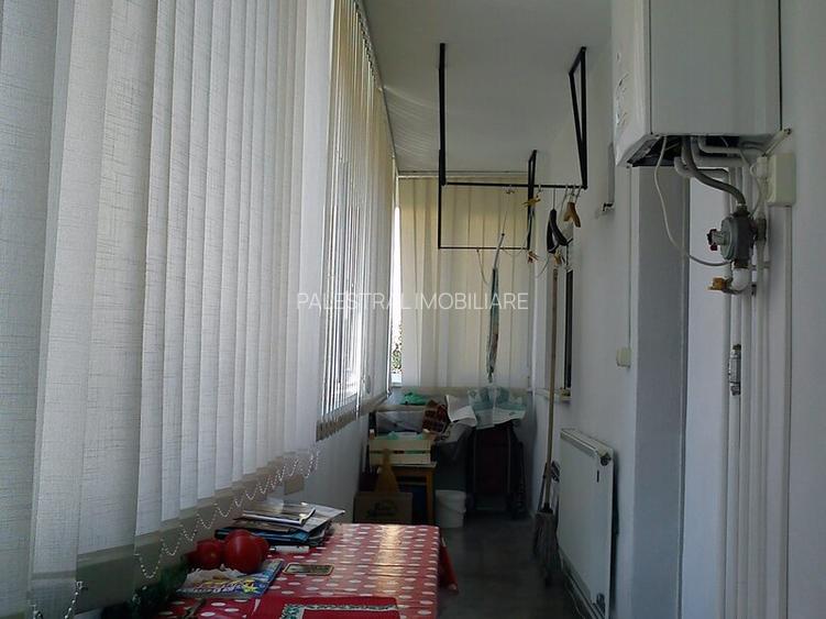 Apartament 3 camere Racadau,decomandat,etajul 3, 143000 Euro - 9