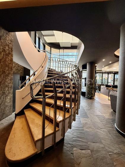 Vilă P+1+M cu lift, 262 mp utili, 2 terase panoramice, teren 348 mp - 16