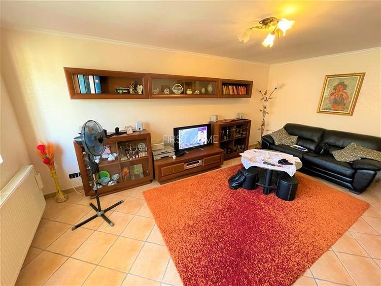 Apartament 4 camere, mobilat +utilat, CT, etaj 4, zona Primarie - 3