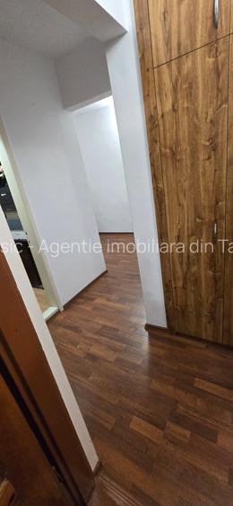 Targoviste, str. Boerescu Zaharia, parter, vanzare apartament 4 camere - 8