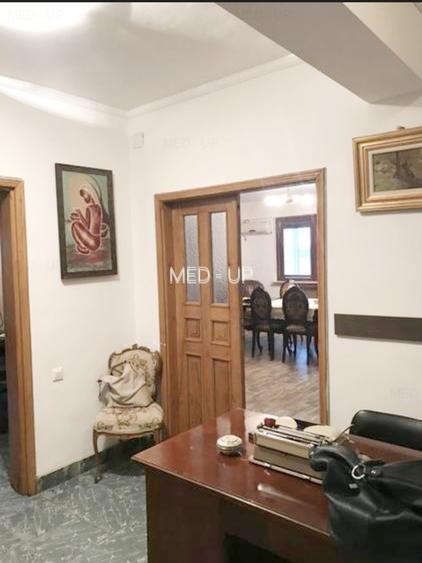 Stefan cel Mare- 5 camere mobilat si utilat,  imobil  1997, 3 locuri parcare - 12