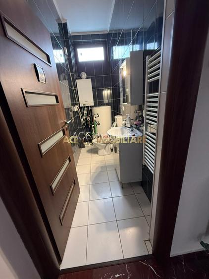 Vila de închiriat | Vitan | 7 Camere | Centrala | Curte Proprie - 5