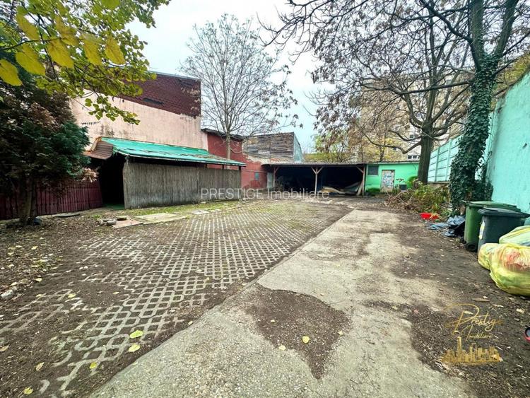 Casa cu 8 camere de inchiriat in zona Centrala - Oradea - 24