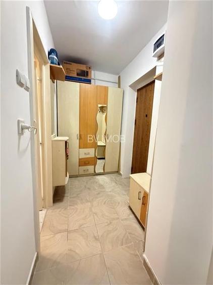 Inchiriere garsoniera decomandata  in bloc de apartamente,intrare Racadau - 16