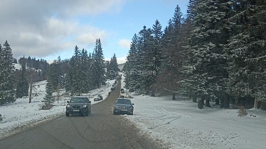 Se vinde teren 900 mp/25 ml toate utilitatile, Predeal laga Cabana Trei Brazi - 5