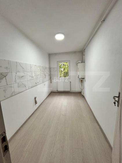Apartament 2 camere de vanzare, decomandat, 55.70 mp, zona Nicolina - 3
