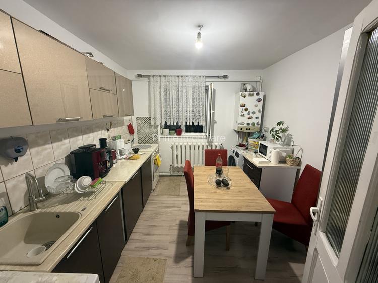 Apartament cu 2 camere de vanzare | Zona - Hotel Cetate | 1 PARCARE . - 4