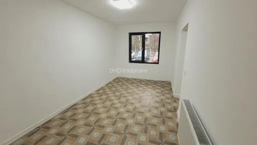 Spatiu comercial Podu Ros - Primaverii - 2