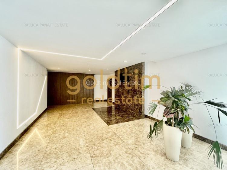 NOU/ PENTHOUSE/ PRIVELISTE/ TERASA GENEROASA/ 2 LOCURI DE PARCARE SUBTERANE - 46