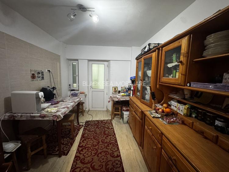 Apartament 4 camere de vânzare – Faleza Nord, centrala pe gaze, Ocazie - 11