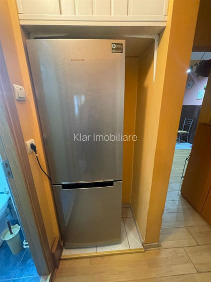 Apartament de vanzare 3 camere zona Intre Lacuri - 10