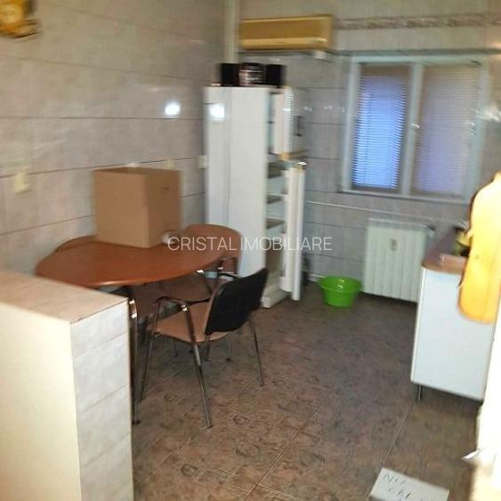Vanzare Apartament 3 Camere Stradal pe Bd Nerva Traian - 13