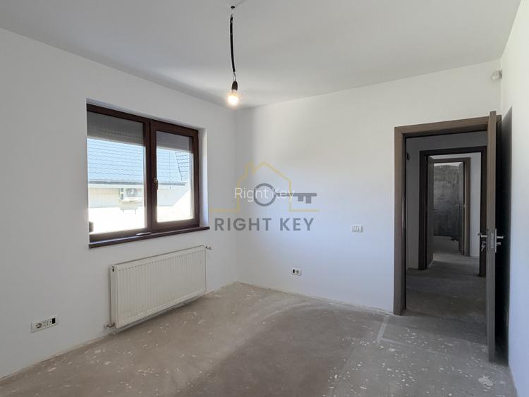 Oportunitate!Duplex 4 cam, 125mp, asfalt, toate utilitățile!Comision0% - 11