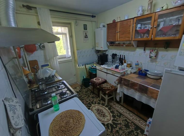 Apartament 3 camere SD ,etj 1 zona Bulevard _Scoala 7 - 7