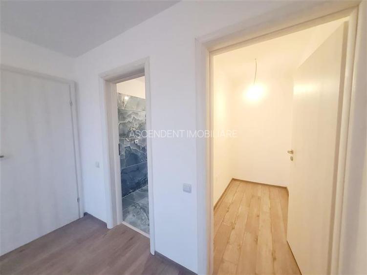 Vila superba cu 5 camere, intabulata 2025, P+E, toate utilitatile.  Harman - Bra - 21