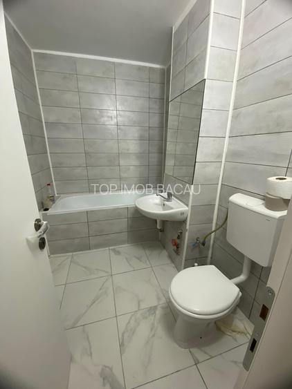 2 decomandate ETAJ 3, RENOVAT, zona Nord - 7