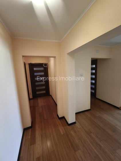 Comision 0% - Ciresica -  Apartament 4 Camere  -  Suprafata generoasa! - 11