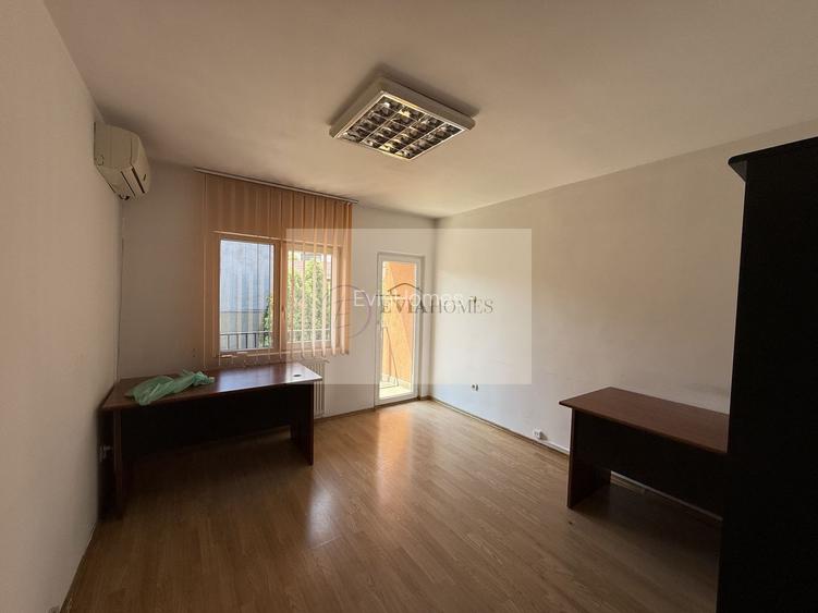 Casa individuala spatioasa, curte si parcare/zona Semicentrala - 2