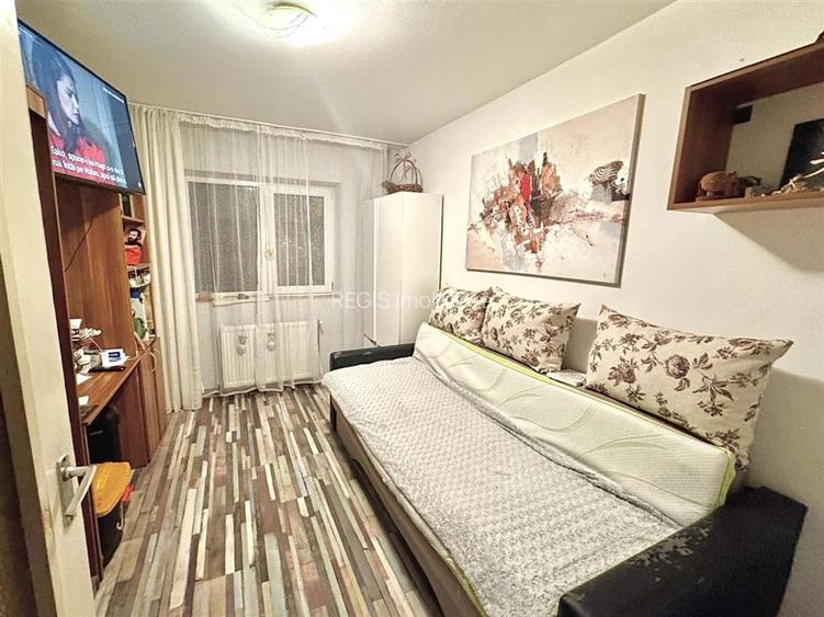 Apartament cu 3 camere , 2 bai si parcare -Profi Tractoru - 4
