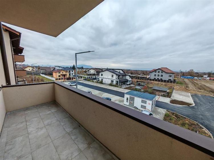 Inchiriem Garsoniera, Moderna, Decomandata, Sanpetru - 11