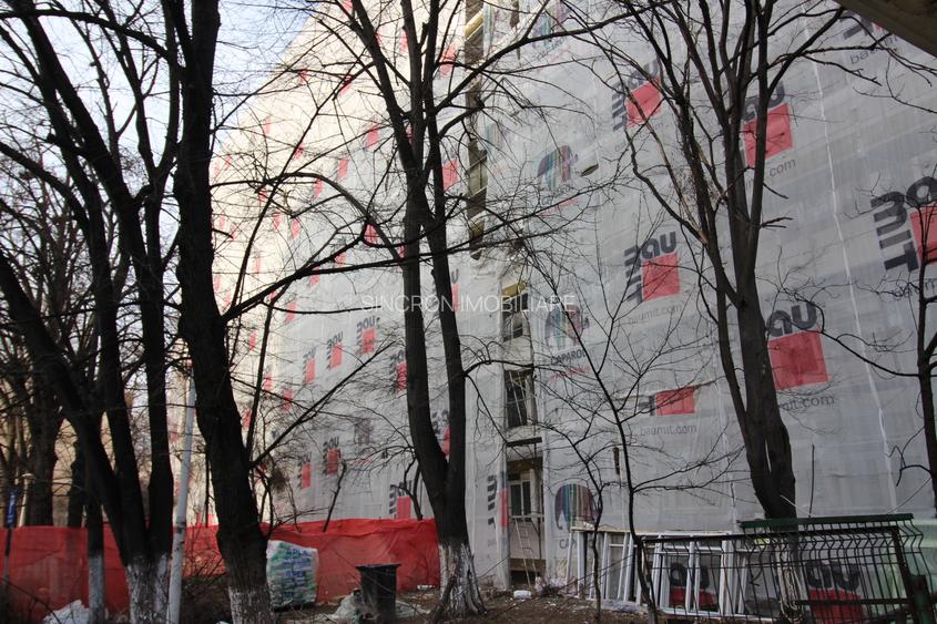 Titan - Costin Georgian, garsonieră bloc G - în curs reabilitare - 12