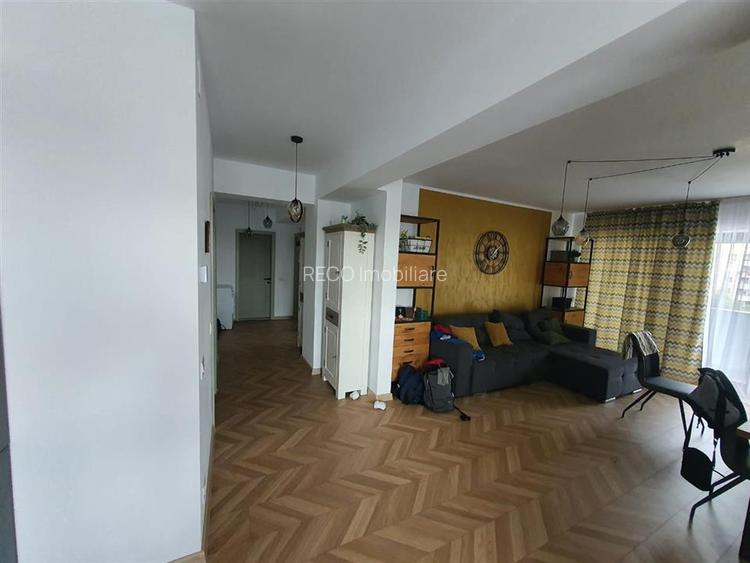 RECO apartament 3 camere cu loc de parcare privat de inchiriat, Decebal, Oradea - 4
