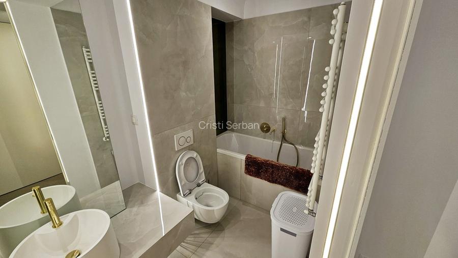 Ofer spre inchiriere apartament 3 camere decomandat plus loc parcare subteran - 7