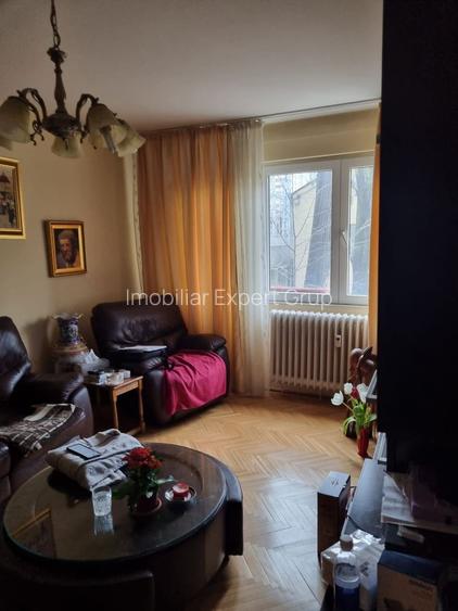 Apartament 3 camere Drumul Taberei (Pta. Valea Ialomitei) - 2