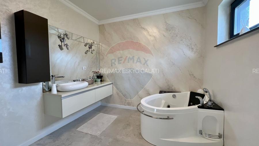 Casă de vânzare 300mp, Șendreni I Galati– liniște și rafinament - 16