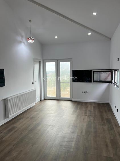 Vânzare casă – Valea Călugărească, jud. Prahova - 3