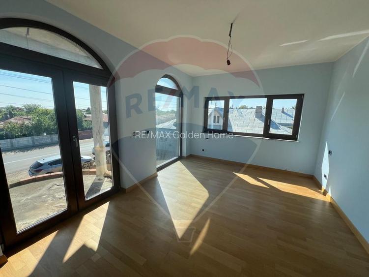 Casa / Vila 6 camere Rastoaca - 3